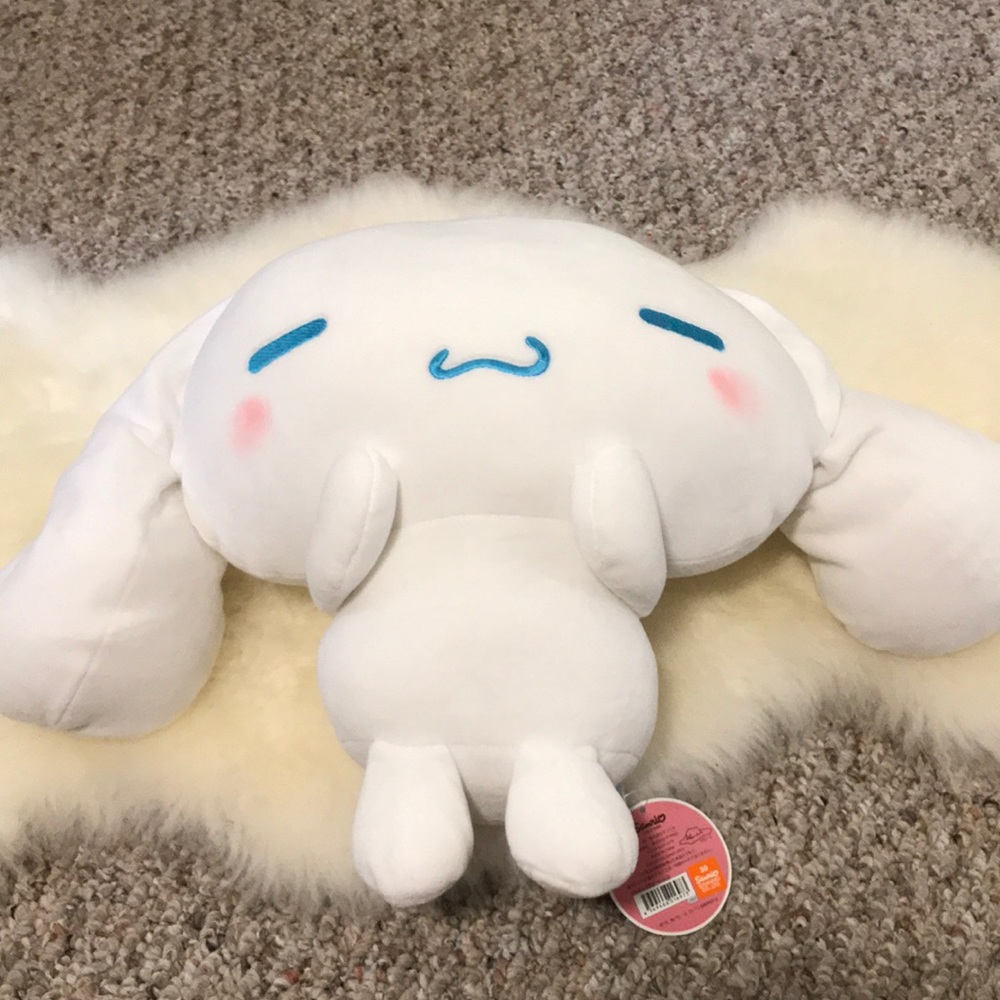 Sold Sanrio plushie